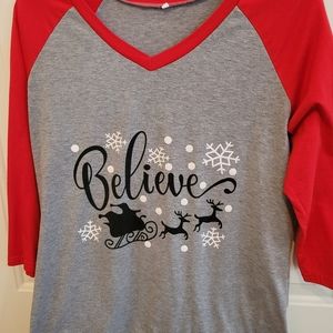 Great Christmas t-shirt.